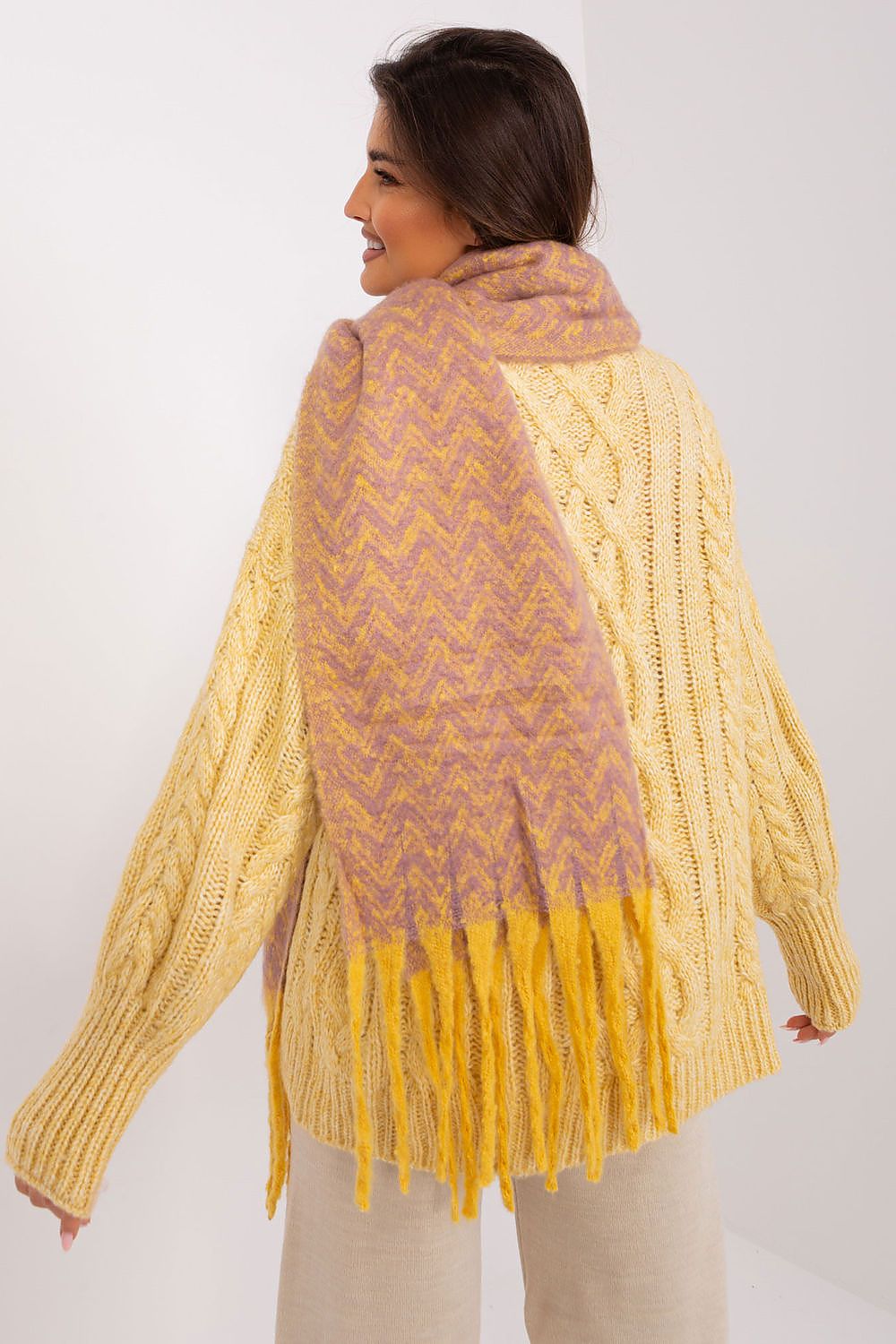 Shawl AT