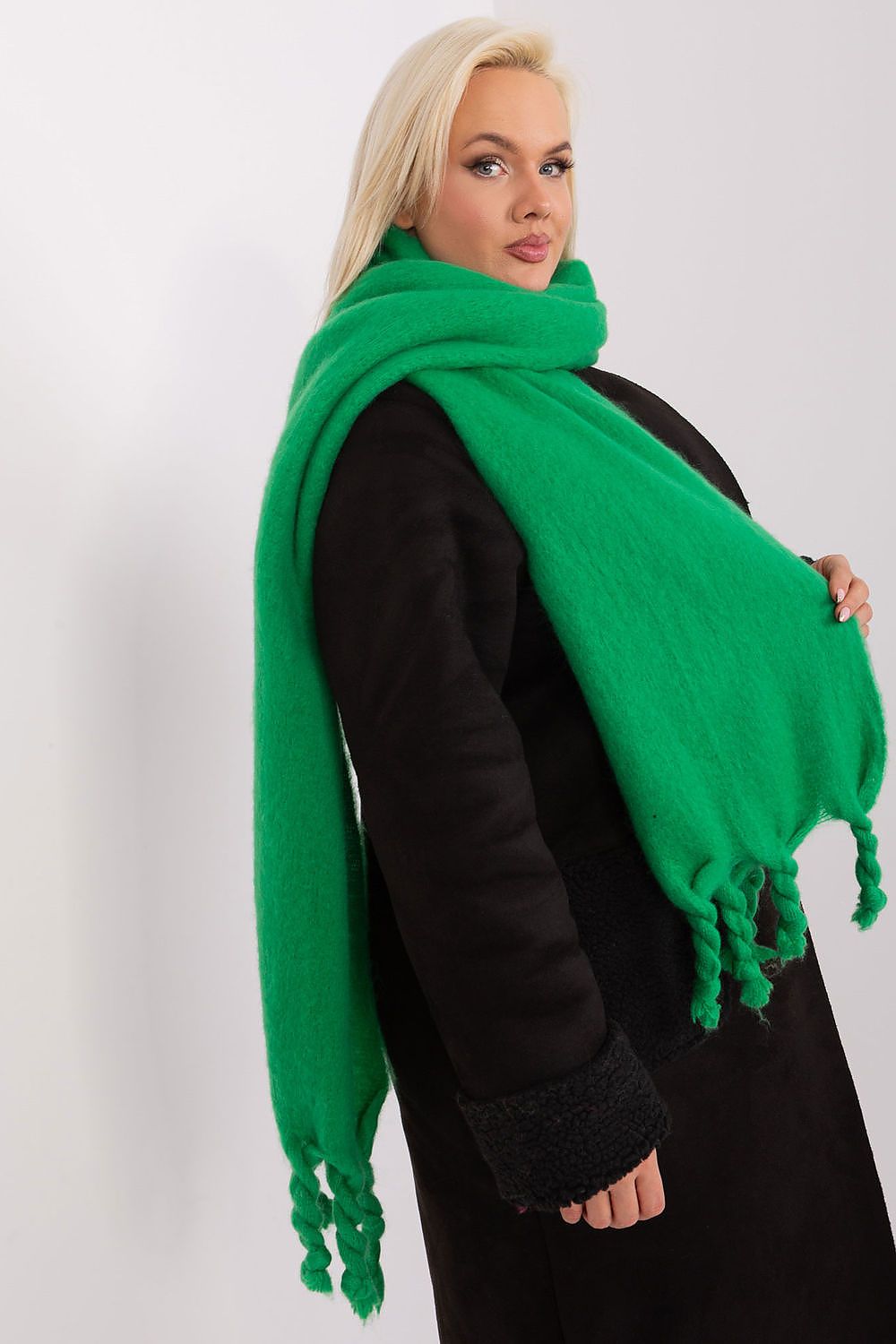 Shawl AT