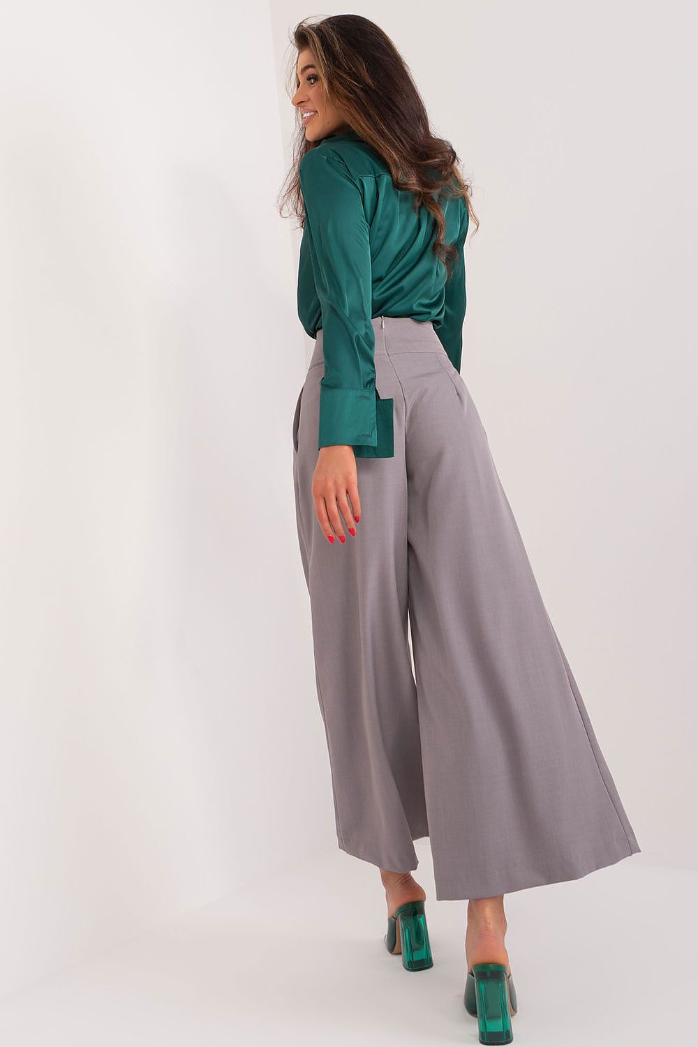 Women trousers Italy Moda