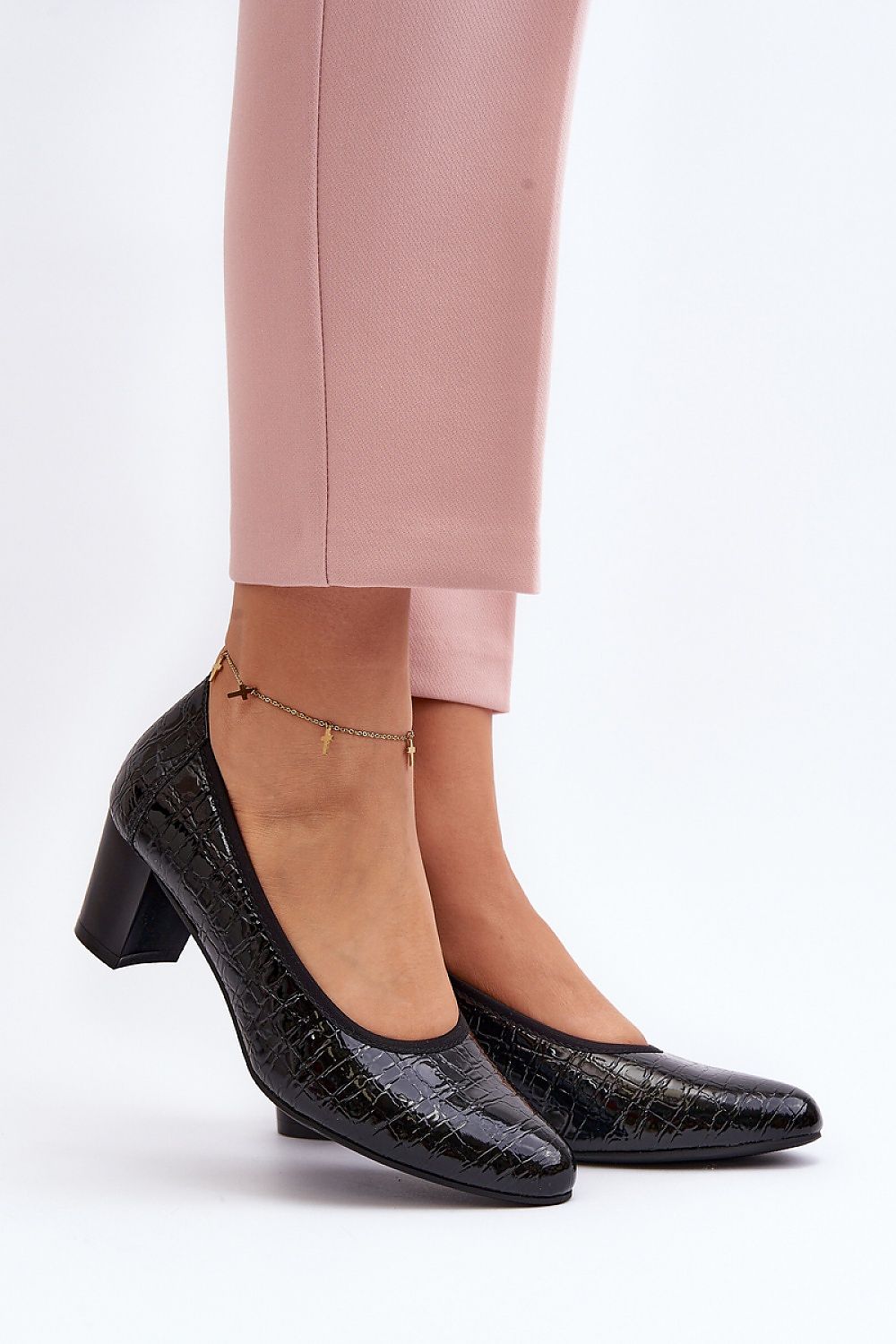 Block heel pumps Step in style