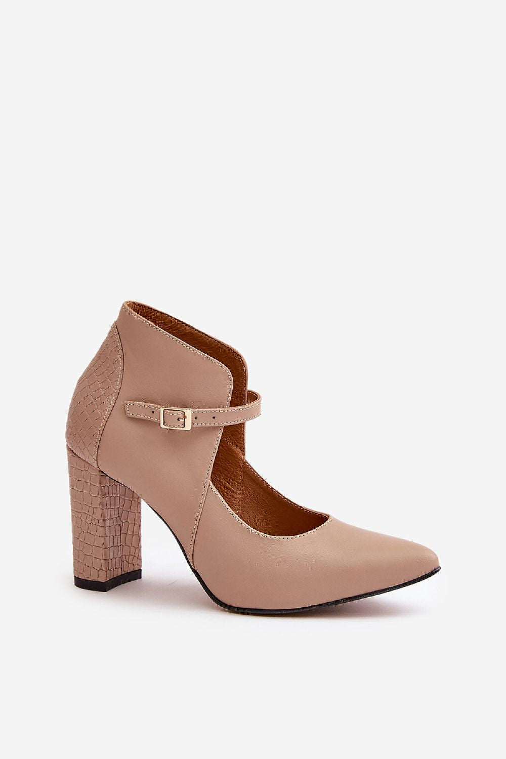 Block heel pumps Step in style