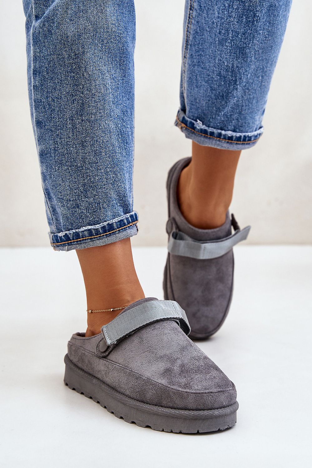 Slippers Step in style