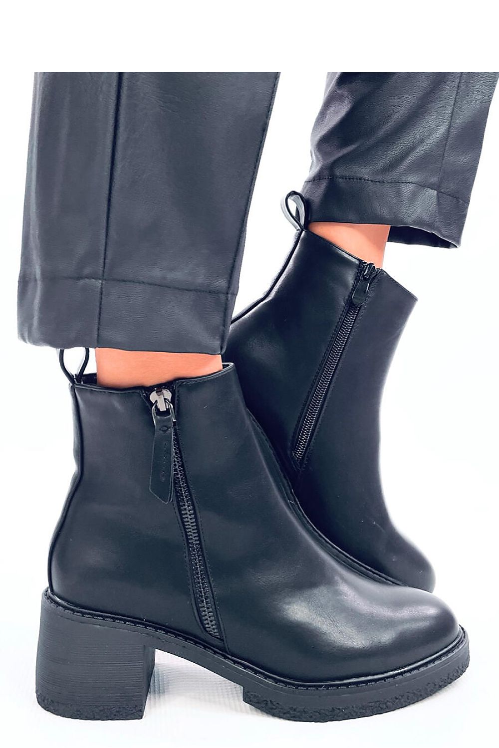 Heel boots Inello