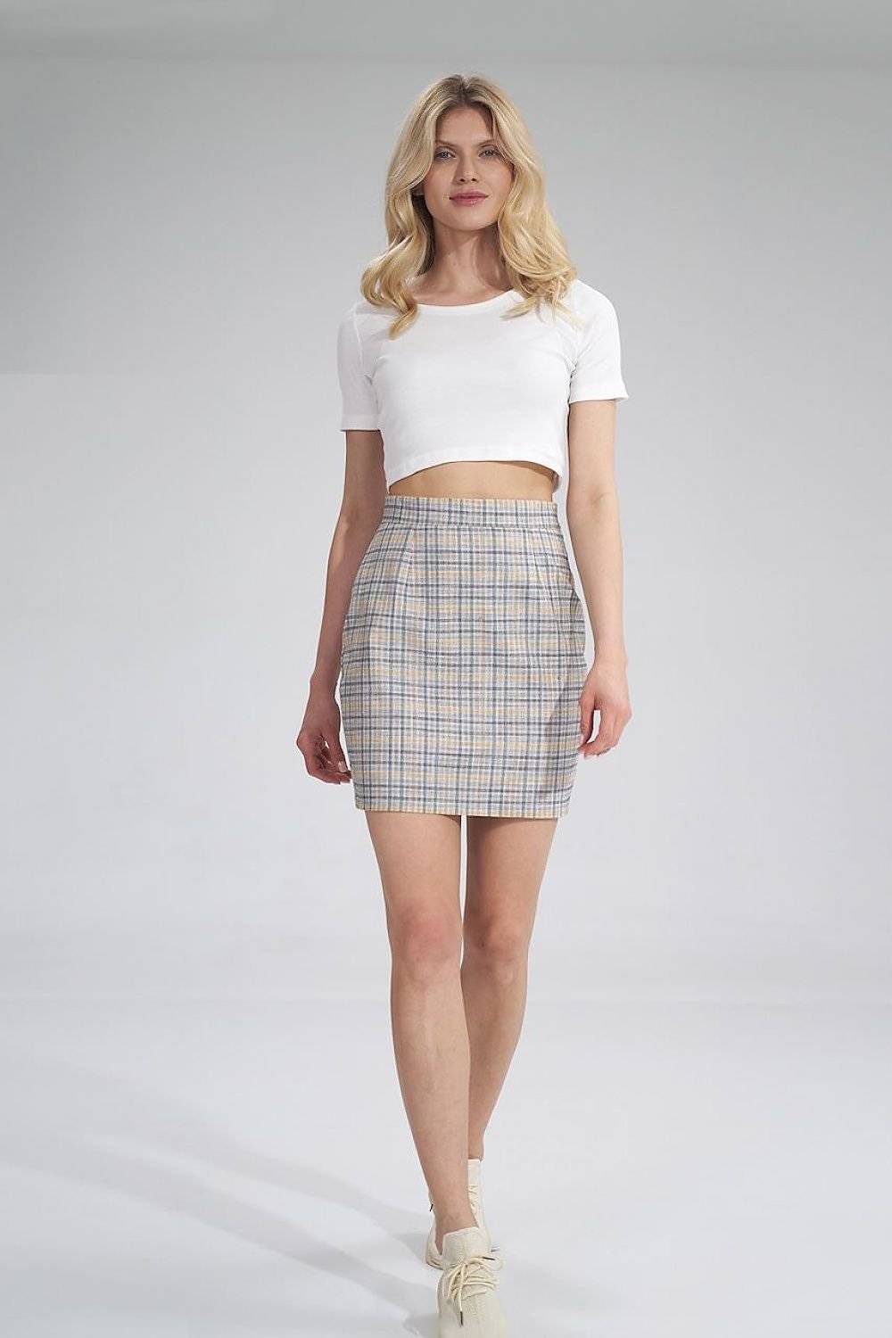 Short skirt Figl