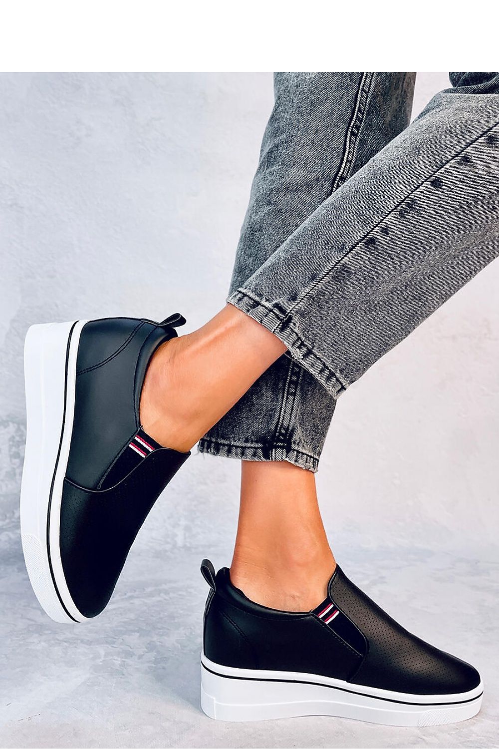 Slip-On Sneakers Inello