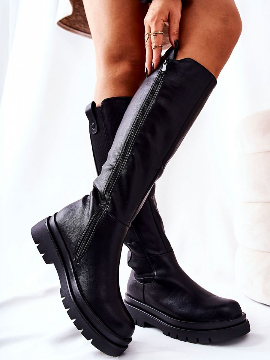 Thigh-Hight Boots Step in style