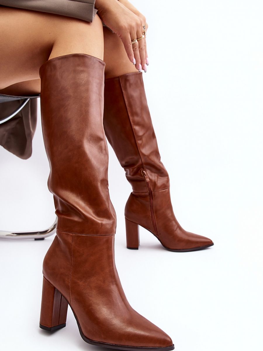 Heel boots Step in style