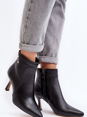 Heel boots Step in style