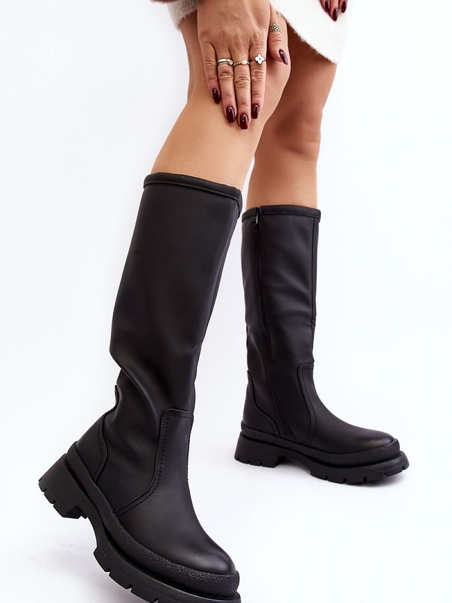 Thigh-Hight Boots Step in style