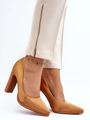 Block heel pumps Step in style