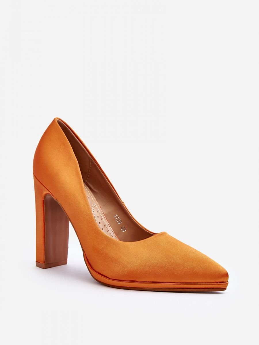 Block heel pumps Step in style