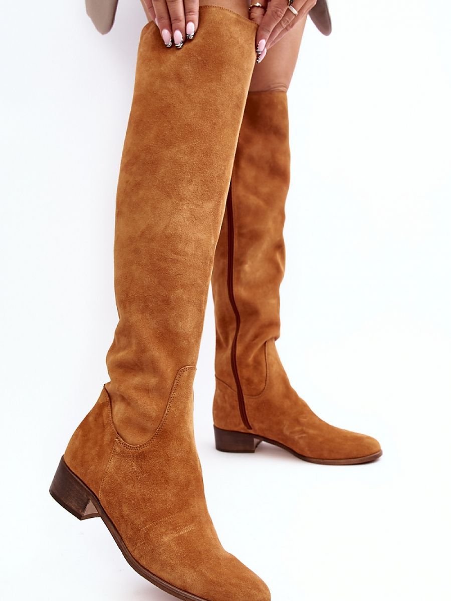 Thigh-Hight Boots Step in style