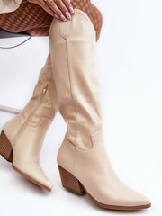 Heel boots Step in style