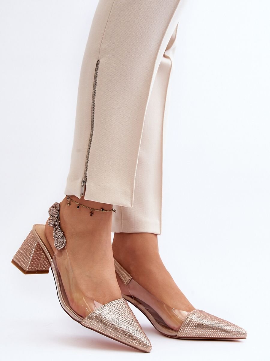 Block heel pumps Step in style