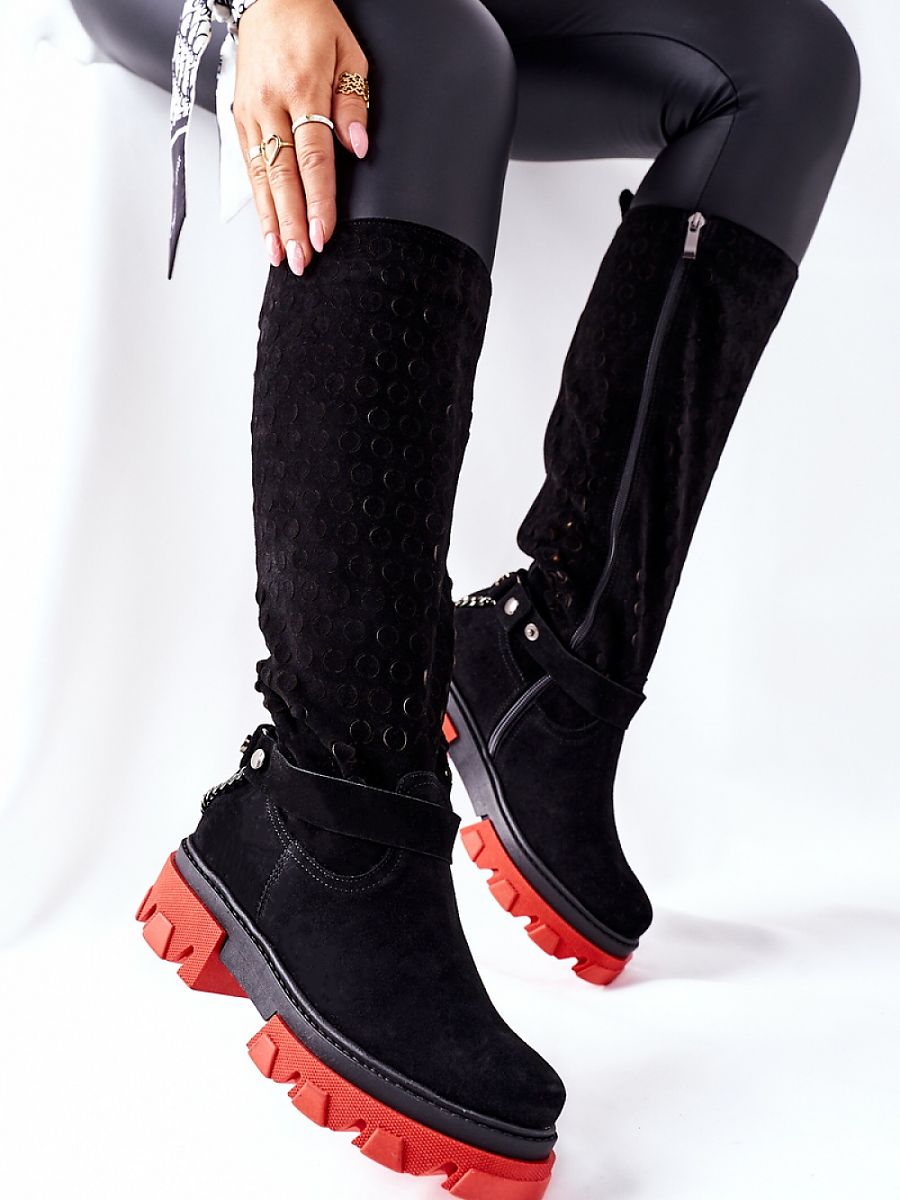 Thigh-Hight Boots Step in style