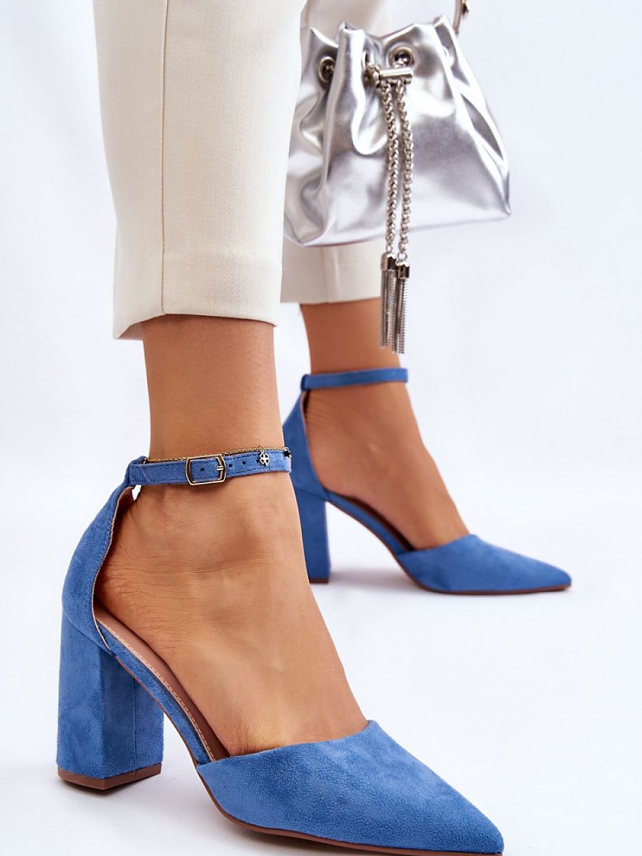 Block heel pumps Step in style