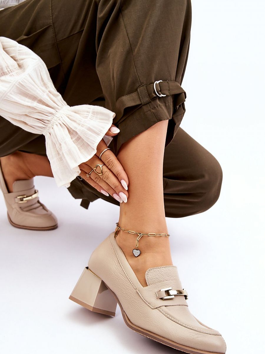 Block heel pumps Step in style