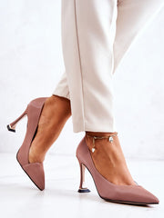 High heels Step in style