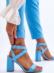 Heel sandals Step in style