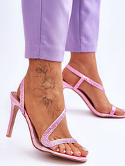 Heel sandals Step in style