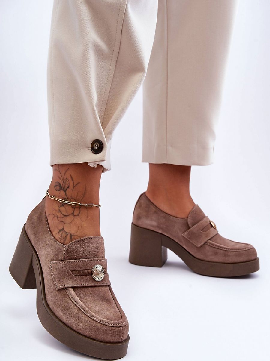 Heeled low shoes Step in style