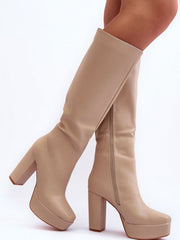 Heel boots Step in style