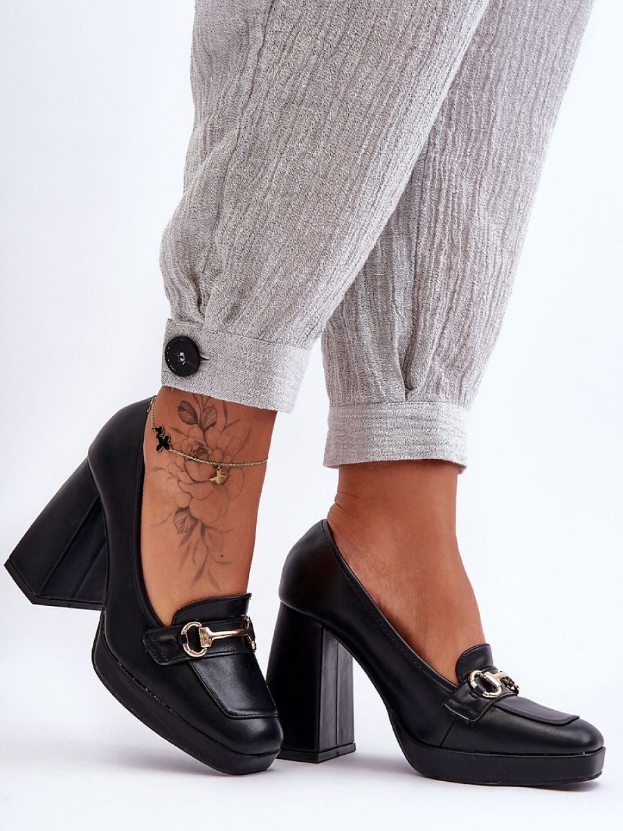 Heel pumps Step in style