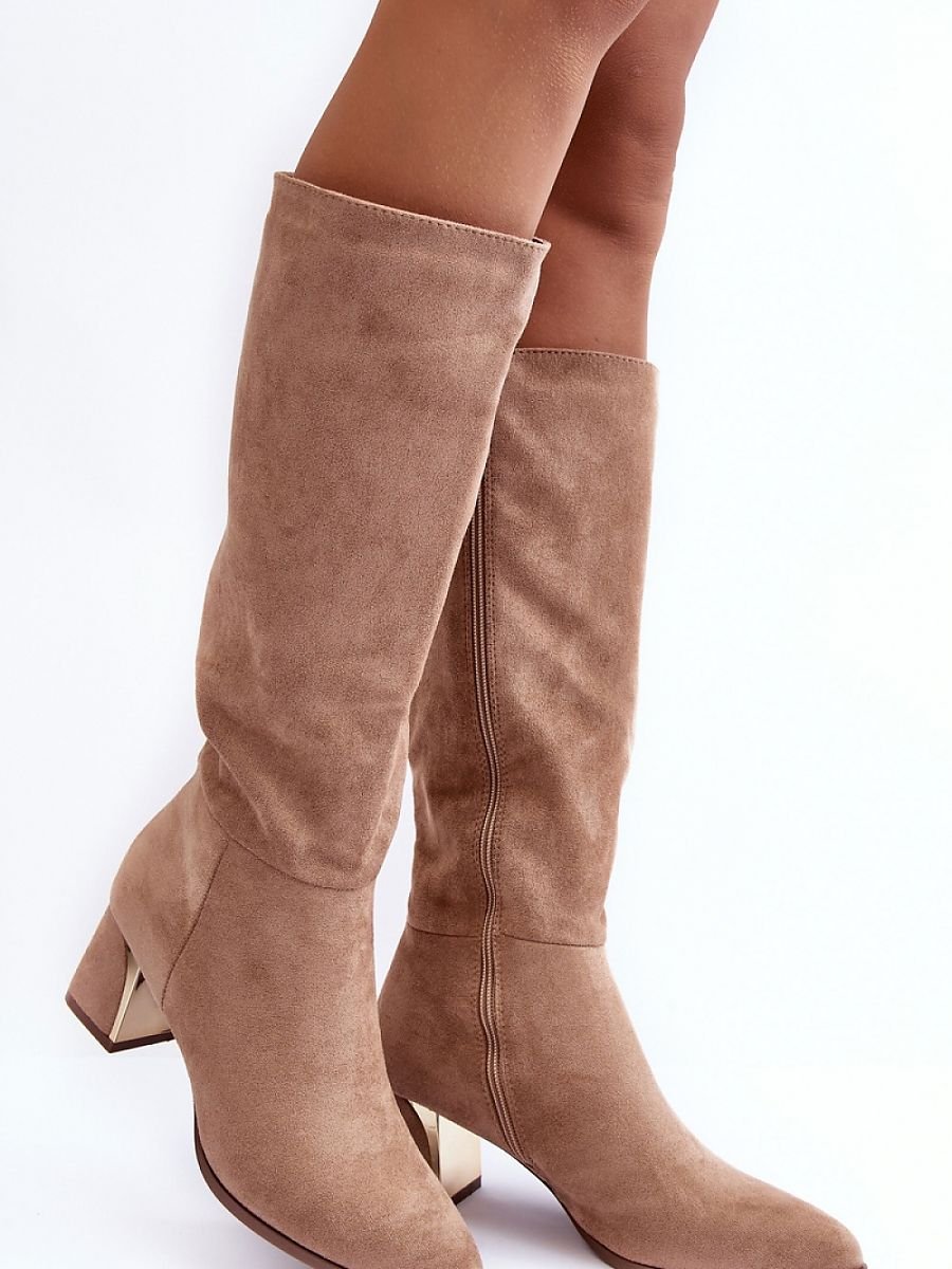 Heel boots Step in style