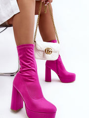 Heel boots Step in style