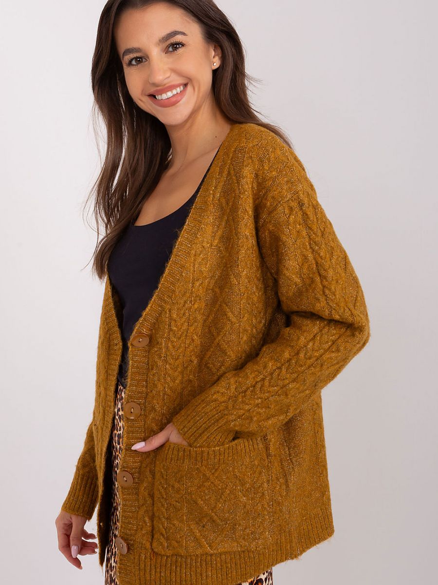 Cardigan AT